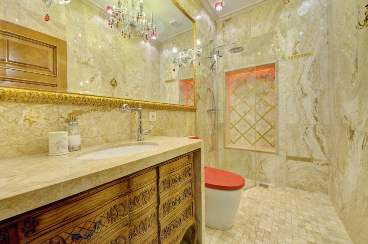 Luxury Pilies Avenue Apartment Vilnius Luaran gambar